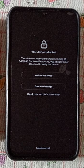Telemóveis Android e IPhones