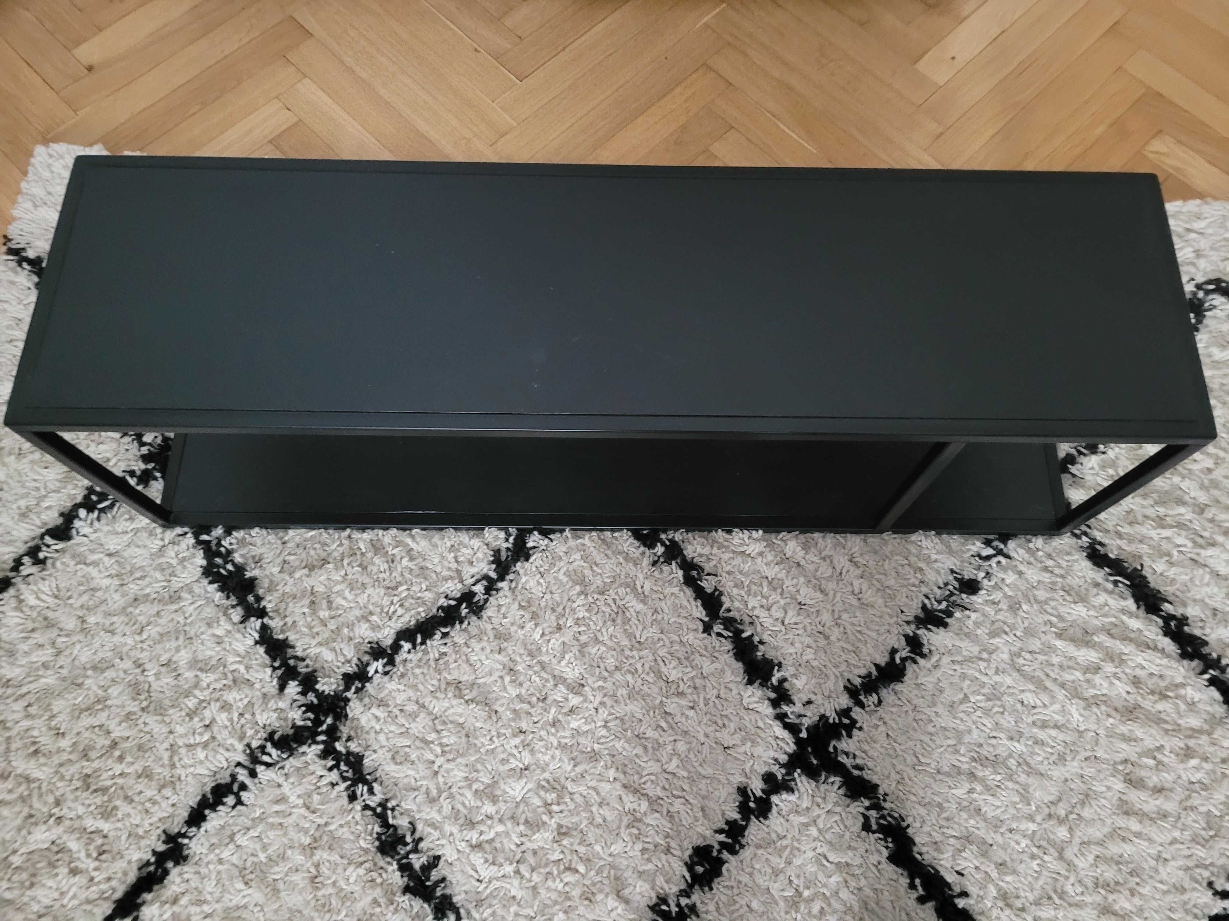 Nowa metalowa półka