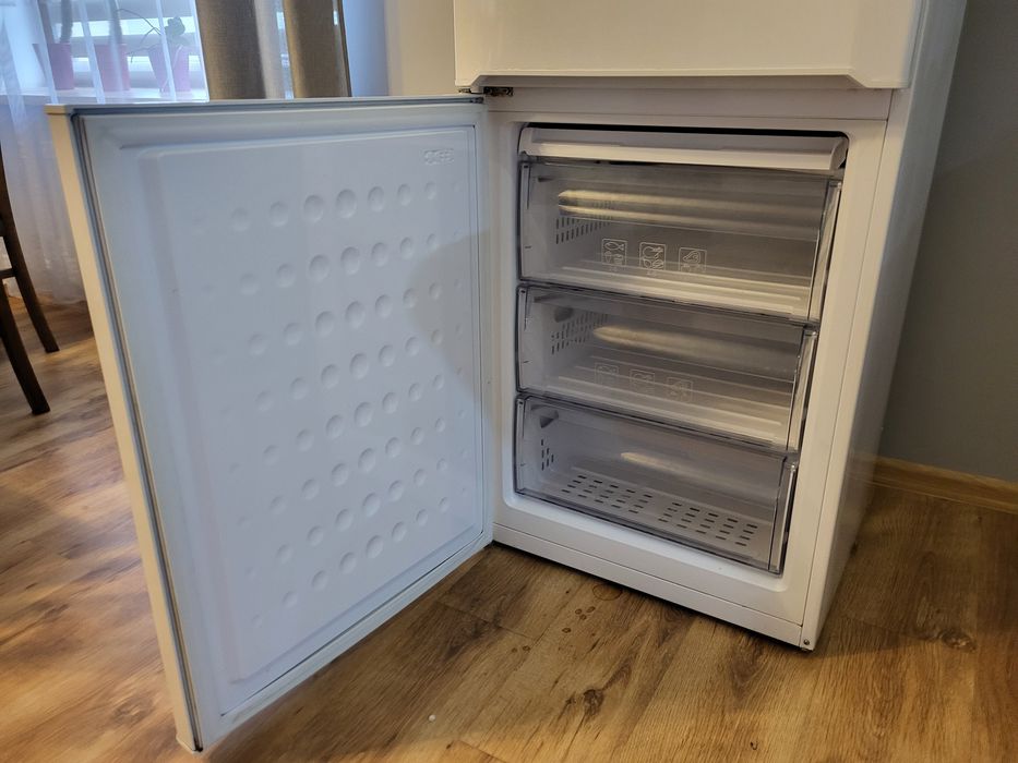 Lodówko zamrażarką Beko