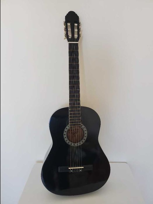 гітара класична широкиф гриф чорна глянцева