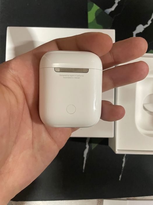 Кейс новий оригінальний AirPods 2