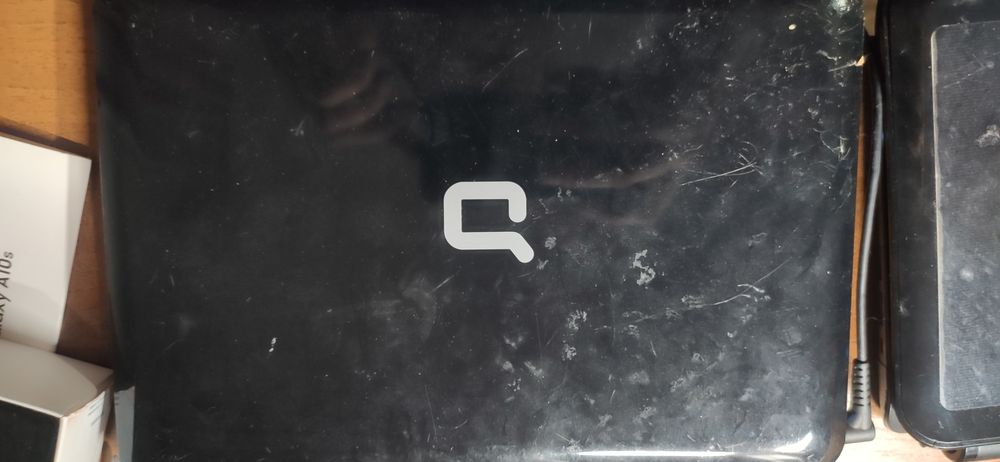 Продам 2 нетбука hp mini