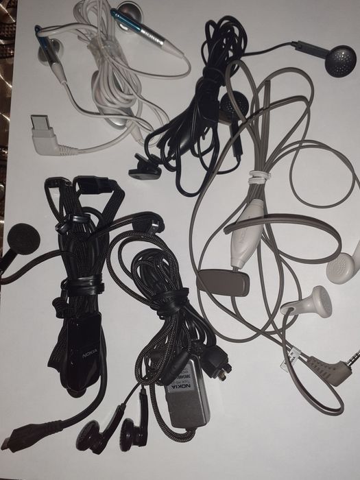 Наушники гарнитура  Nokia HS-23 HS-82 Samsung, Alcatel, Mercedes