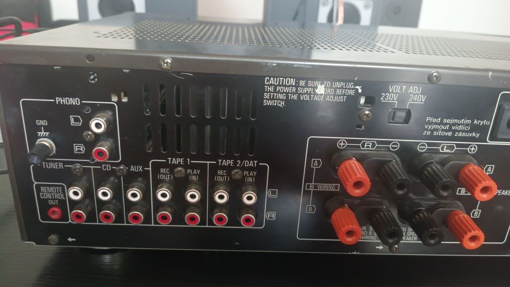 Wzmacniacz Technics SU-VX720