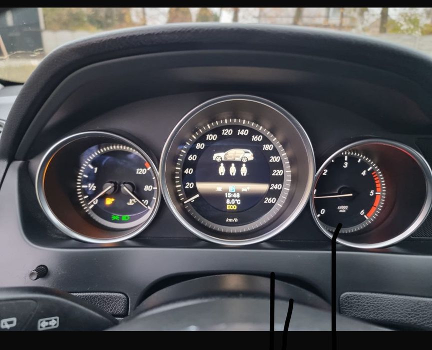 Mercedes W204.  2,2 CDI. Awangarda