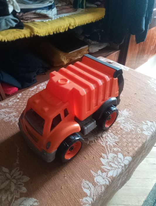 Пакет машинок б/в