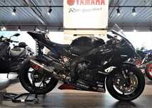 Yamaha R6 Yamaha R6 profesjonalnie przygotowana na tor