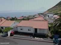 Casa T4 em Velas (São Jorge) de 200,00 m2