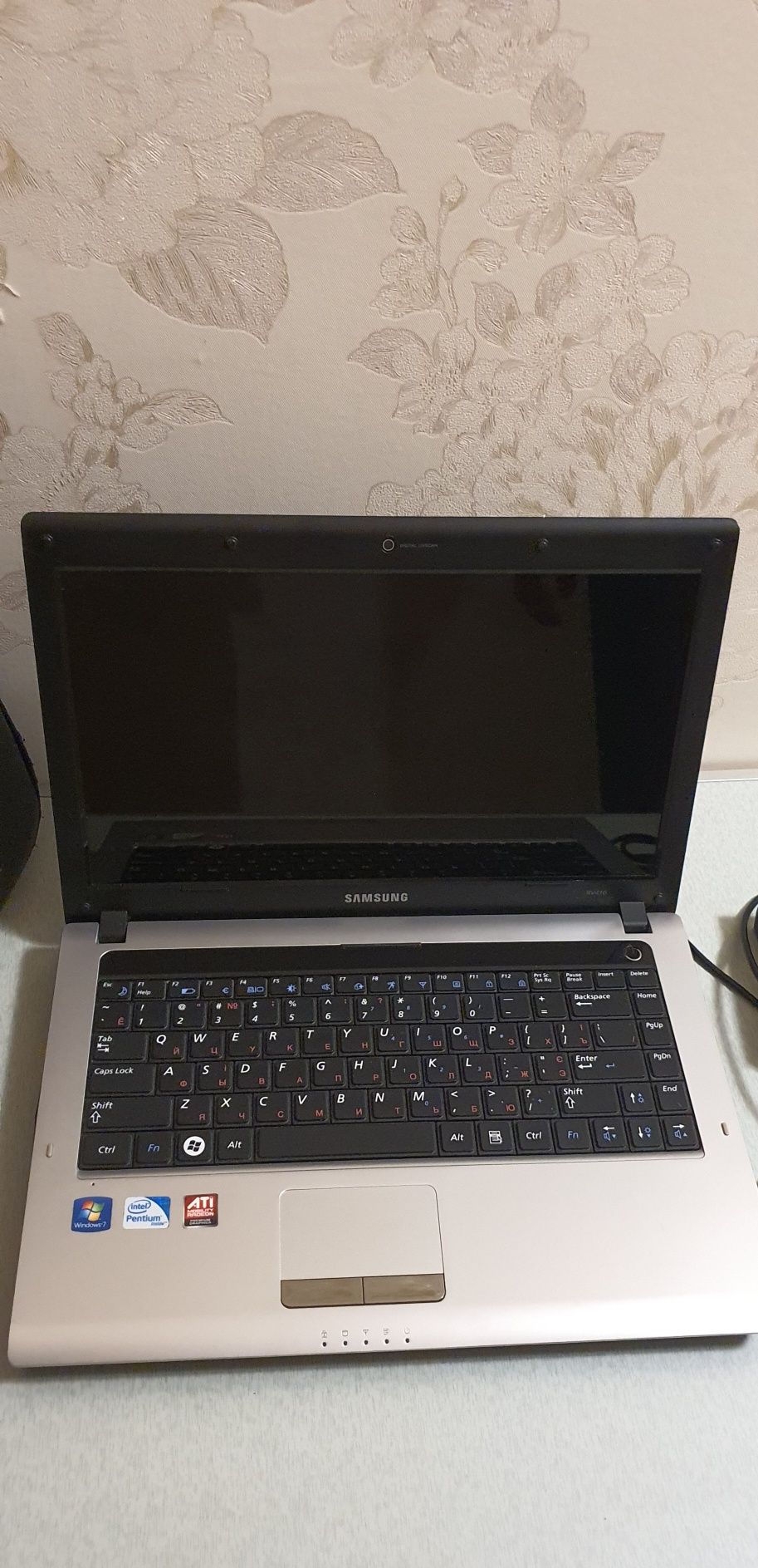 Ноутбук SAMSUNG RV 410