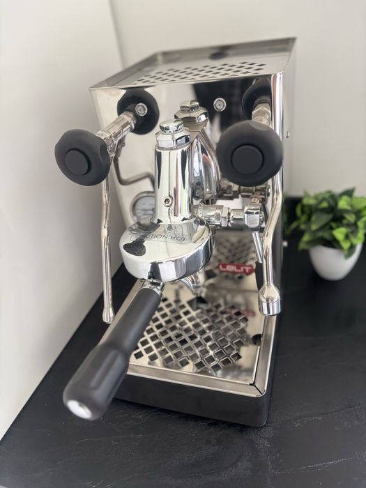 Ekspres kolbowy Lelit Mara