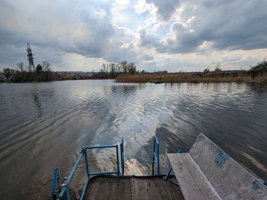 Продаж будинку з виходом до води. м. Українка