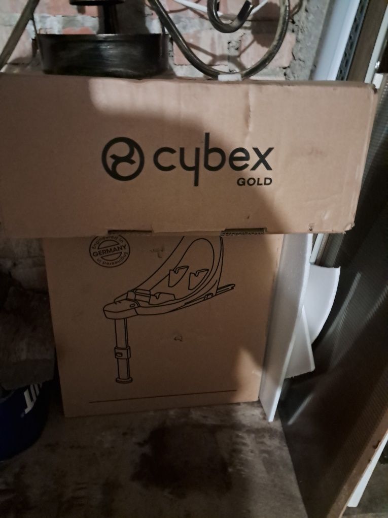 Nosidełko z bazą Cybex Aton M + baza stan BDB