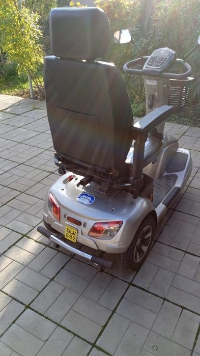 Электроскутер трёхколёсный (Бельгия)