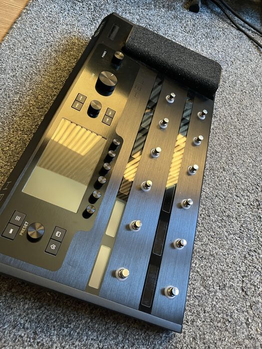Procesor gitarowy / cyfra , Helix line 6 + IR