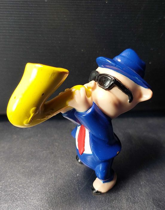 Lote de 2 Bonecos em PVC. Porky Pig e Silvestre