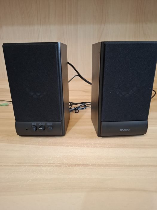 Колонки для компьютера SVEN SPS-608 корпусом  дерево