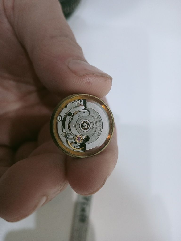Relógio zenith automático
