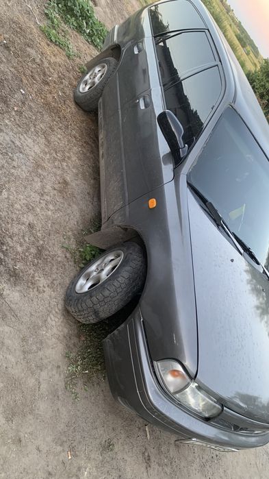Продам нісан сані не на ходу