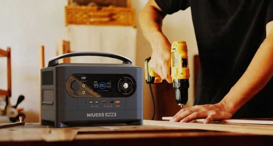 Przenośna stacja zasilania NIUESS PowerBox 700W LiFePO4