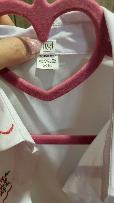 Вишита блузка шкільна