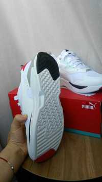 Puma  новые белые кроссовки