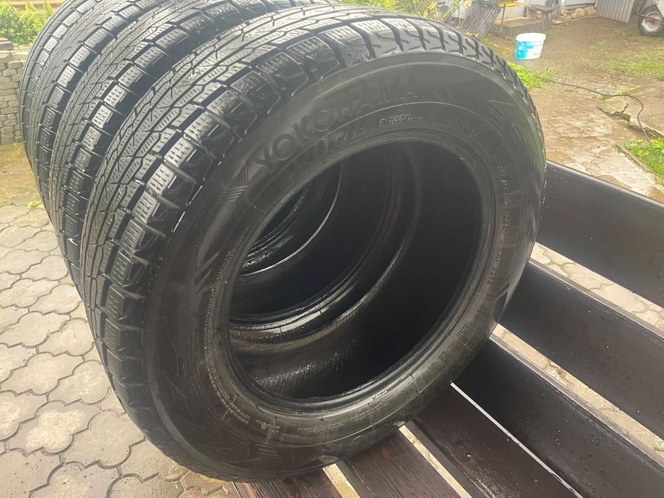 Шини  Yokohama  IceGUARD  235/65 R17