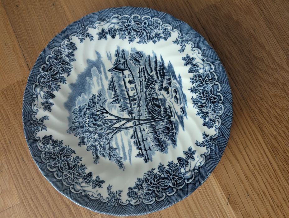 Pratos de loiça Inglesa