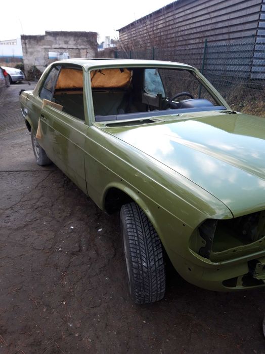 Mercedes 123 Silnik 220D.Bydgoszcz.
