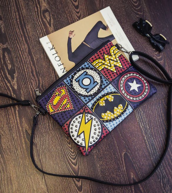 Mala clutch - Marvel Super Heroes - Novo.