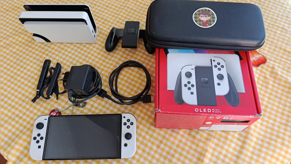 Switch versão OLED desbloqueada