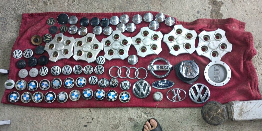 Заглушка ступиці ковпачок  емблема BMW Volkswagen Jeep Audi Dodge