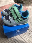 Дитячі кросівки adidas