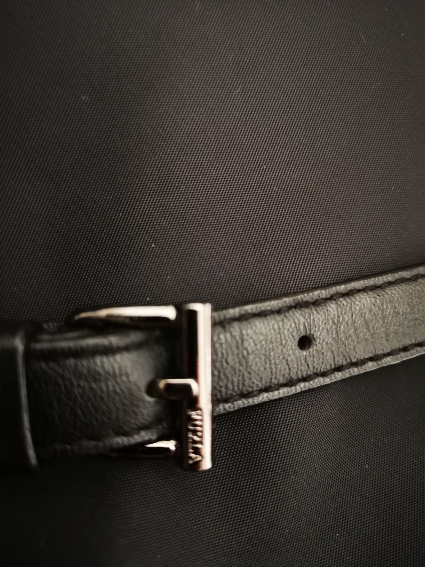 Mala Furla preta como nova