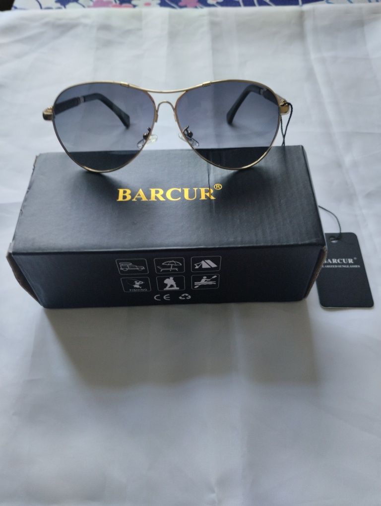 Очки солнцезащитные мужские BARCUR.