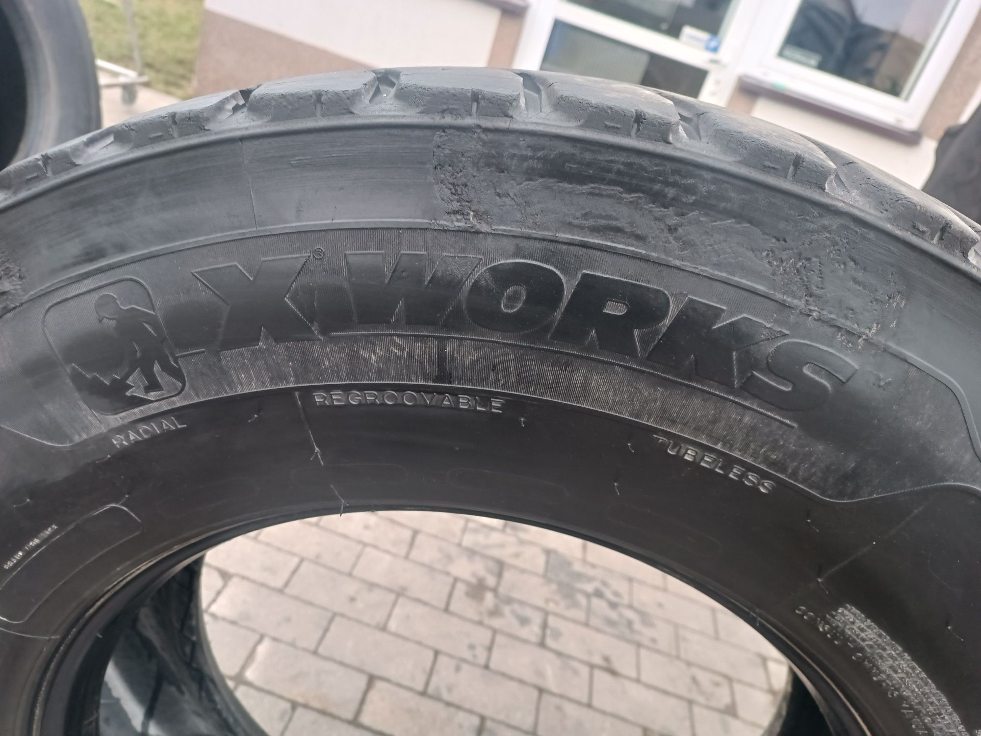 315/80R22.5 Michelin X WORKS