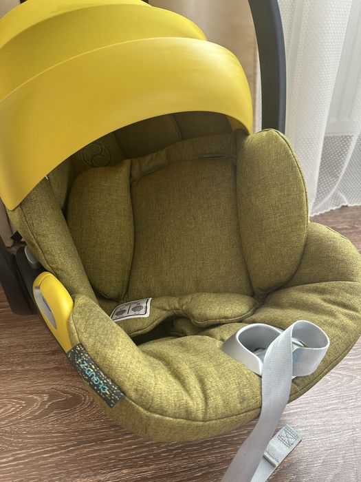 Продам автокрісло Cybex Cloud z