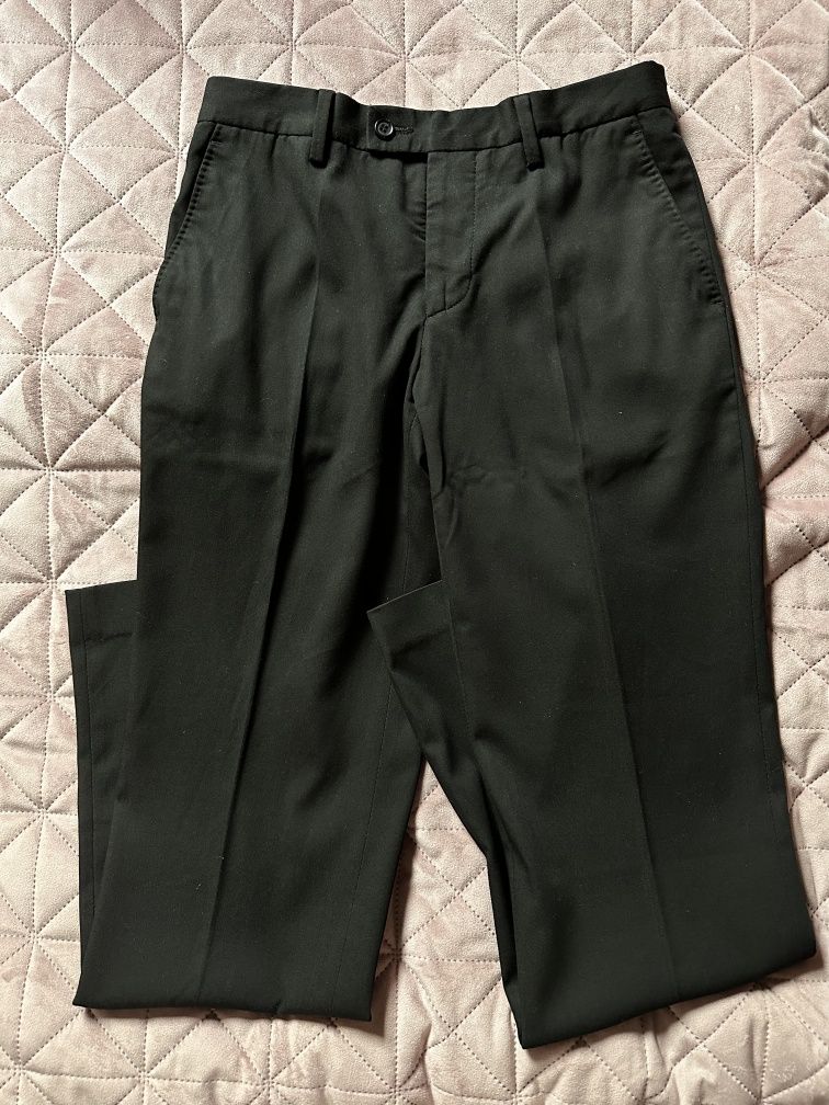 Костюм Zara Basic черный
Пиджак
EUR 46
USA 36
MEX 36
Длинна по спине 7