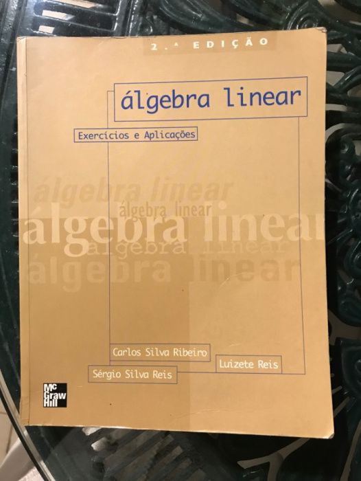 "Exercícios e Aplicações" de Álgebra Linear