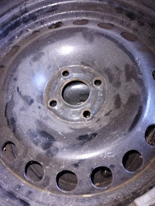 4 szt opon z felgami 4*100 ,opel 205/55r16,bieżnik 7mm