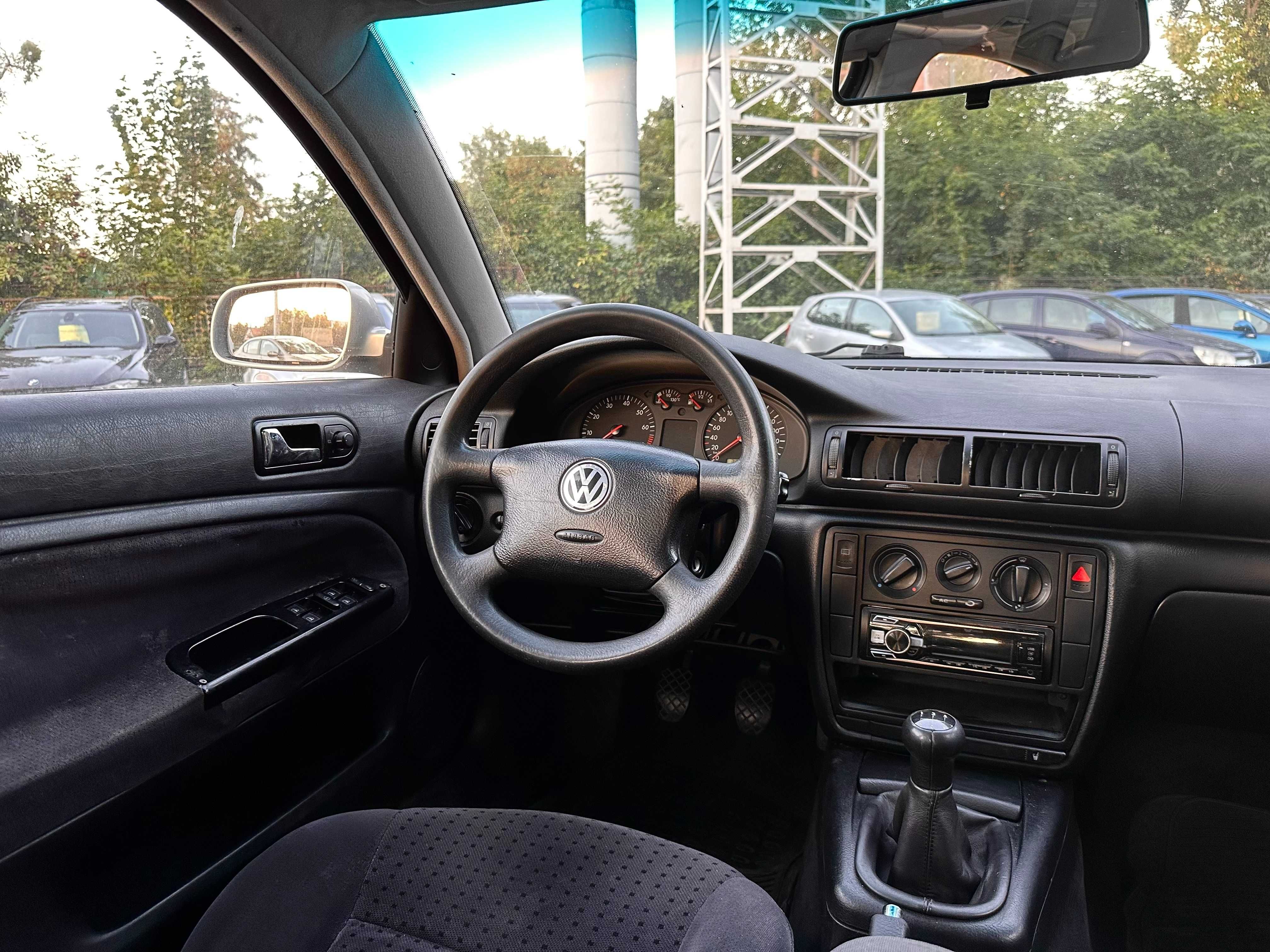 Volkswagen Passat B5| 1.6Benzyna 101KM| Manual| Klima| Radio| 1998