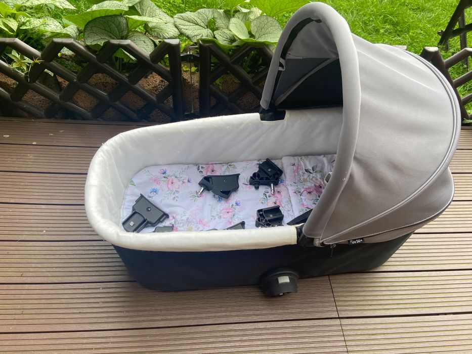Wózek spacerowy z gondolą Baby Jogger City Elite
