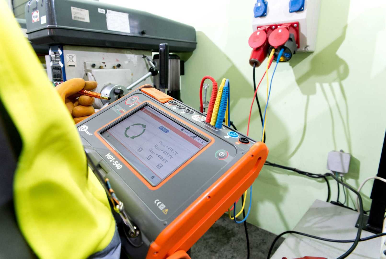 Pomiary okresowe i odbiorcze instalacji elektrycznych i PV, Remonty
