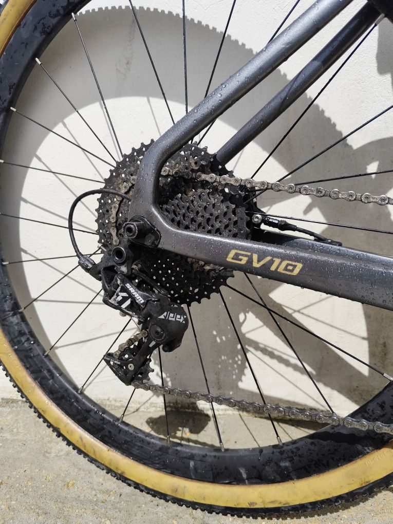 Bicicleta gravel ice gv10