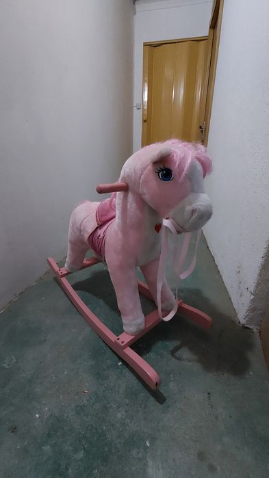 Vendo cavalo de baloiço