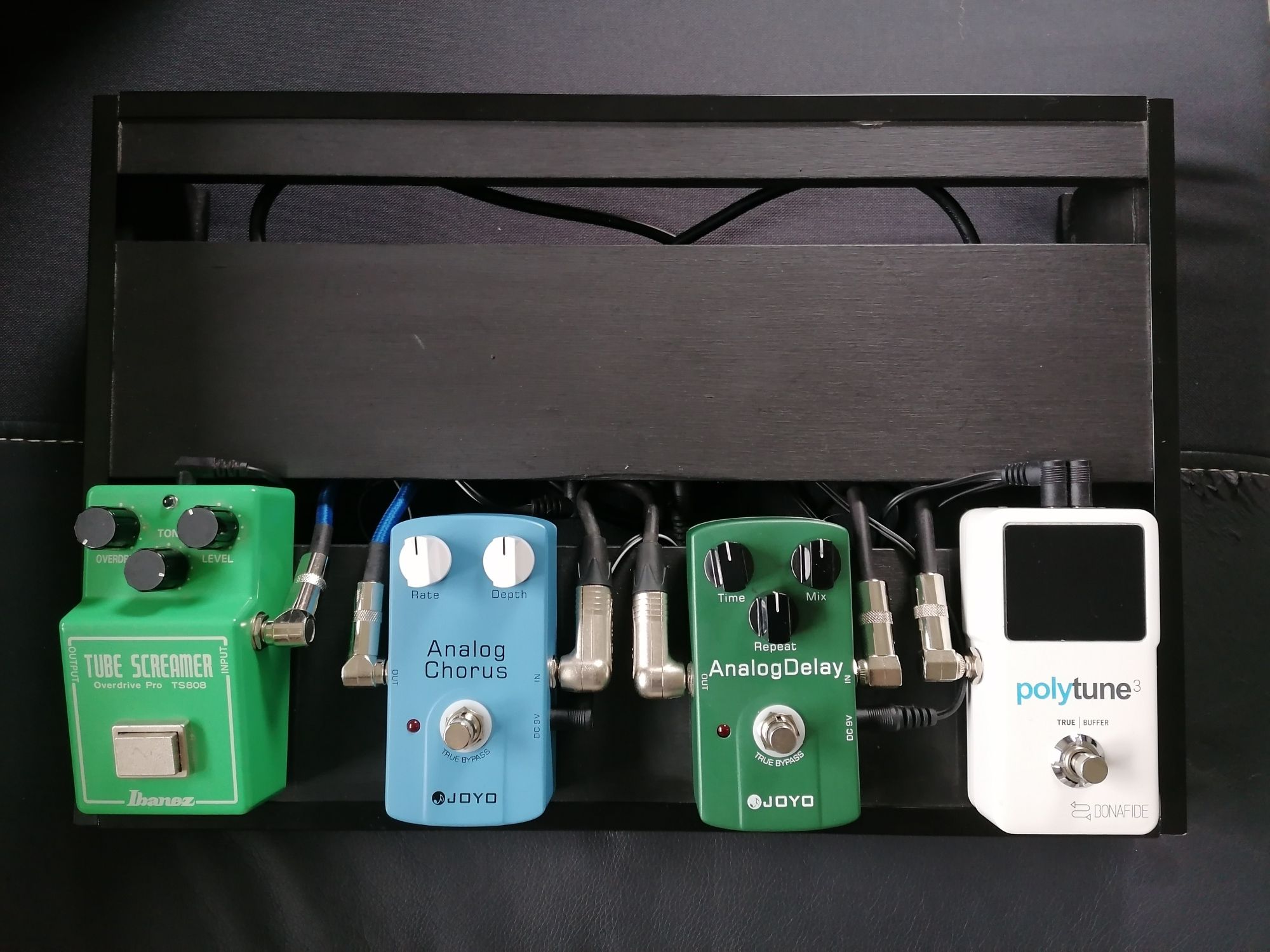 Pedalboard Ibanez Tube Screamer TS 808, Jojo Chorus, Delay, Polytune