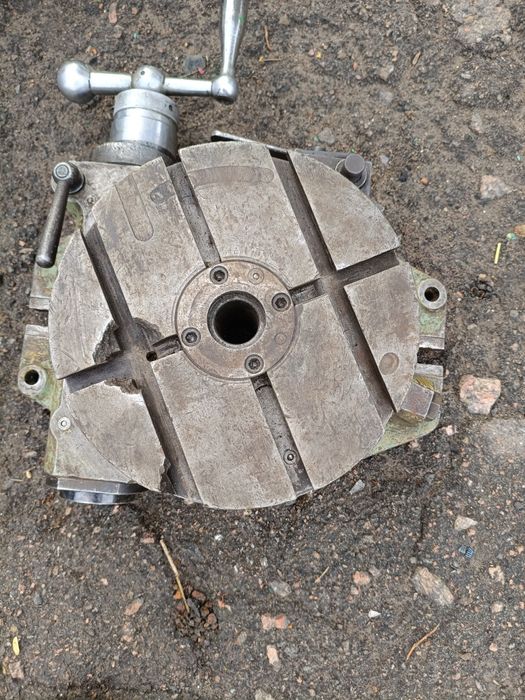 Поворотний стіл 250