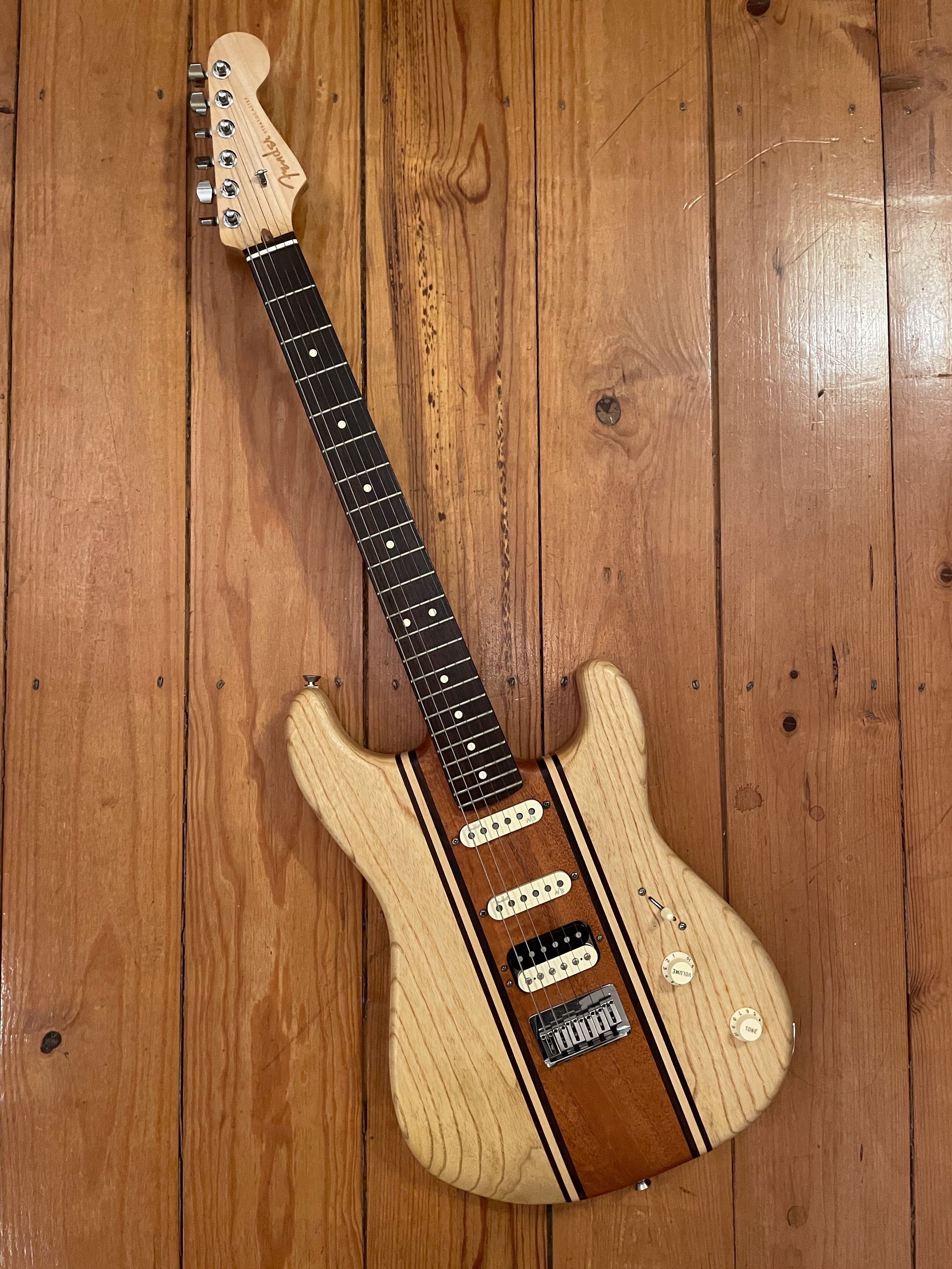 Fender Limited Edition American Longboard Stratocaster HSS RW