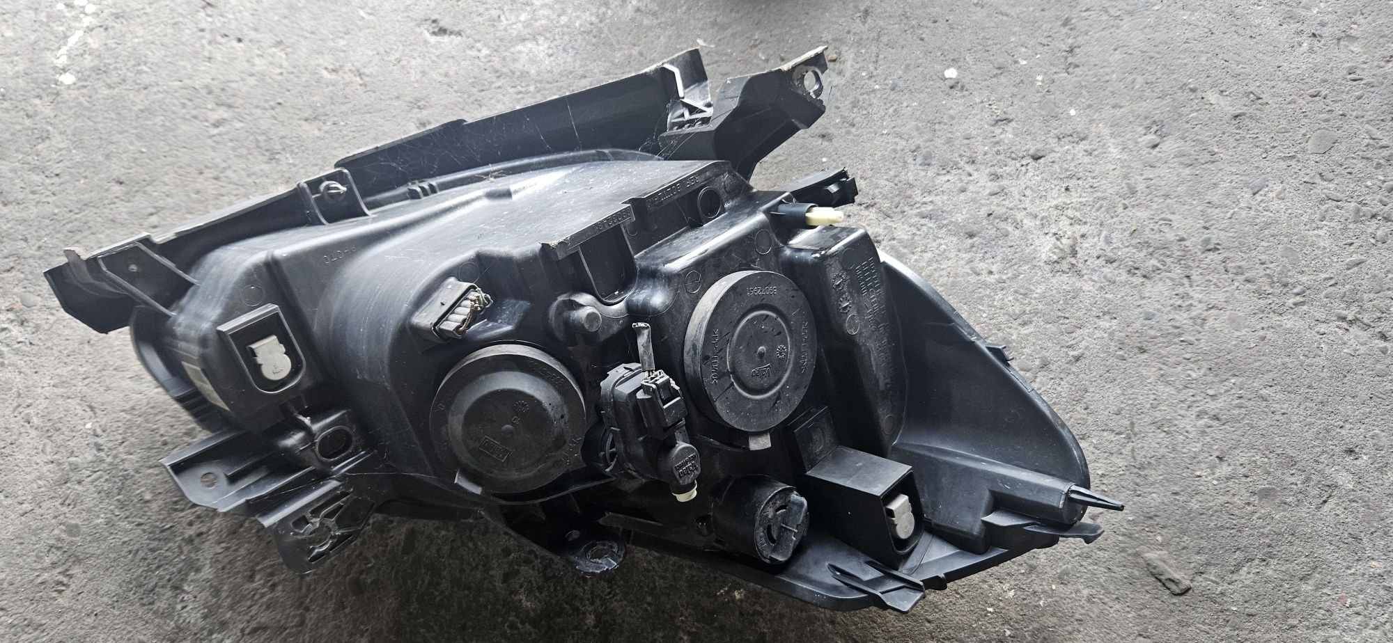 Renault Clio III Lampa Przód