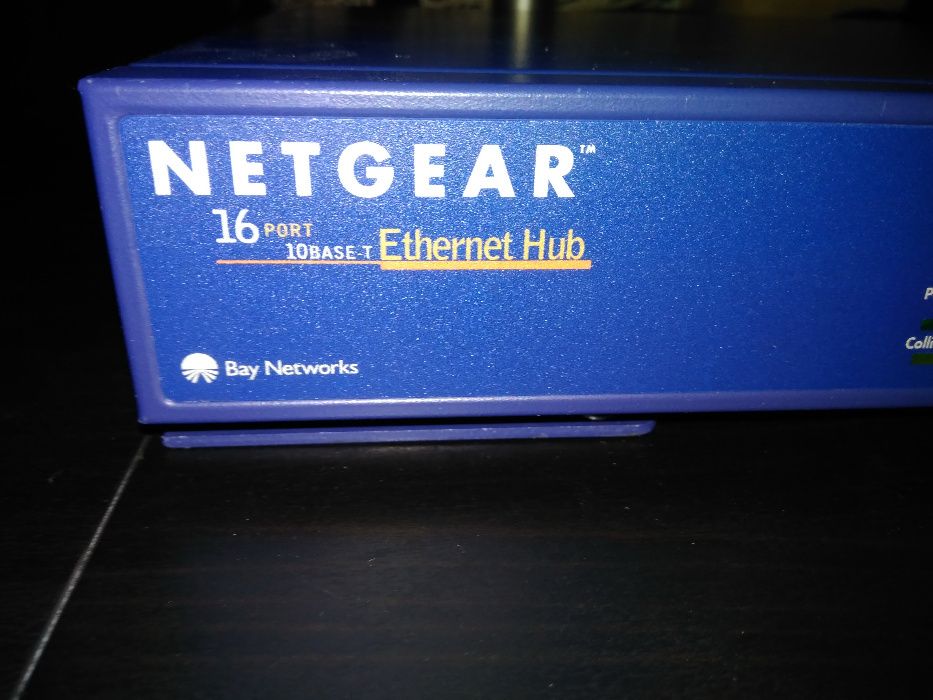 NetGear HUB EN516