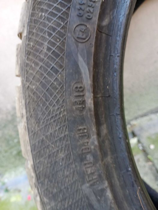 opony zimowe Continental WinterContact 235/45 2R18 DOT4418, ok. 5,5 mm